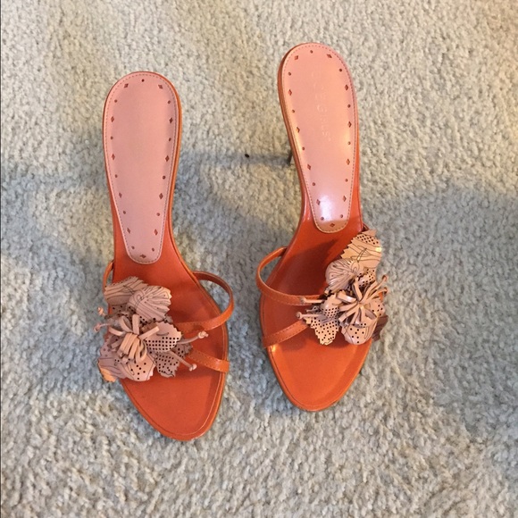 BCBG summer sandal