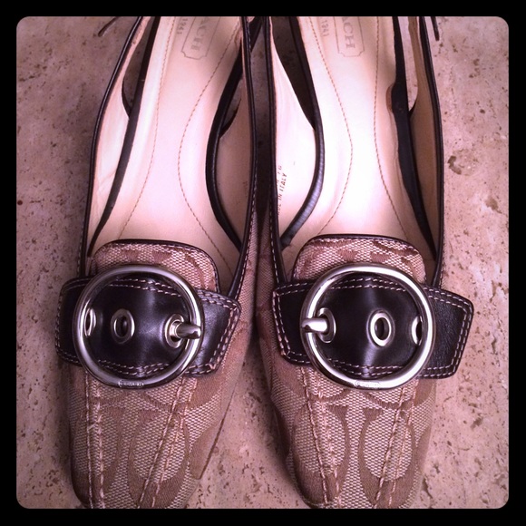 Beautiful Coach Slingback heels!