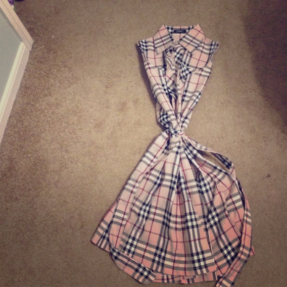 Burberry dress! Not authentic