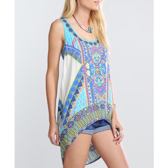 🚨1 HR SALE🚨CHANDARA print hi-lo top - SKY BLUE - Picture 3 of 3