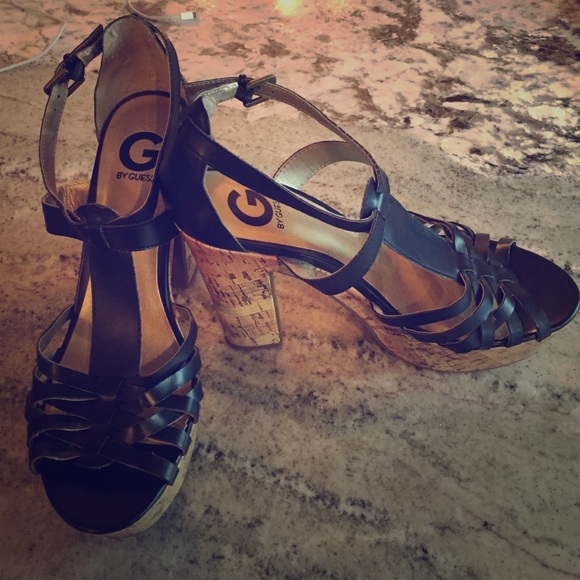 GUESS CORK SANDALS