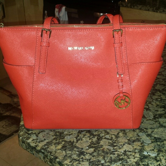 Michael Kors purse