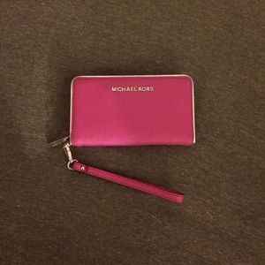 Michael Kors wristlet