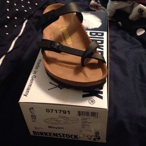 Birkenstock Mayari sandal. Never worn!