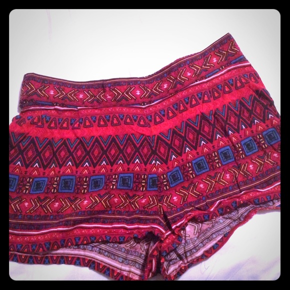 LA Hearts shorts. Aztec print- Medium