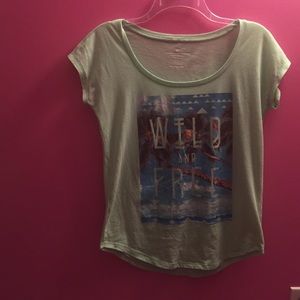 American eagle graphic design tee.