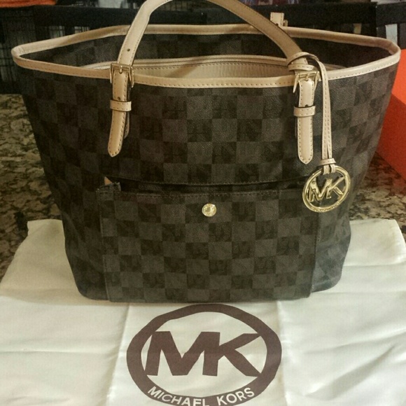 Michael Kors purse