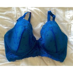 NWOT blue lace bra