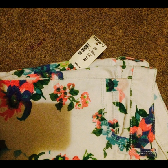 white skinny jeans