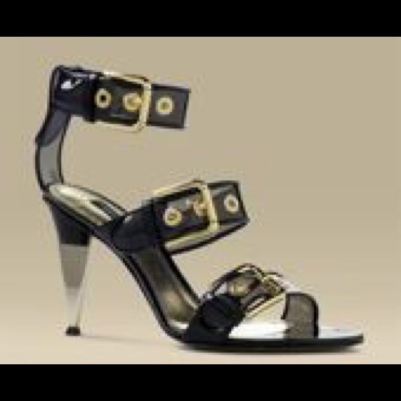 Dolce & Gabbana buckle strap sandals. Size 38 1/2