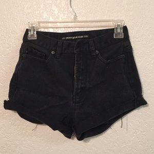 Dkny black high waisted shorts