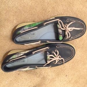 Sperrys shoes 😉