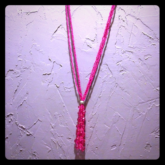 Hot hot pink beaded necklace!