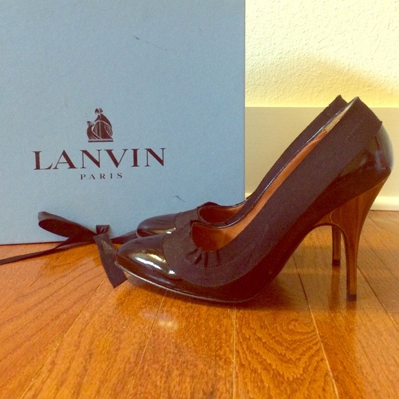 HP Lanvin heels with brass heel