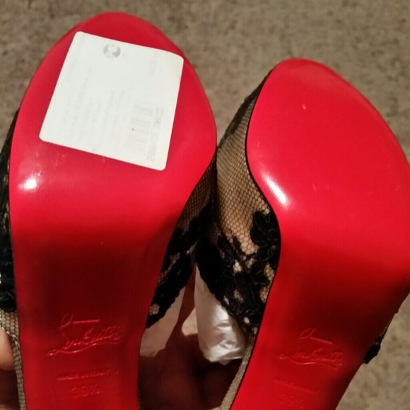 ***SOLD***Louboutin Lace Ronda Dina 140mm - Picture 2 of 4