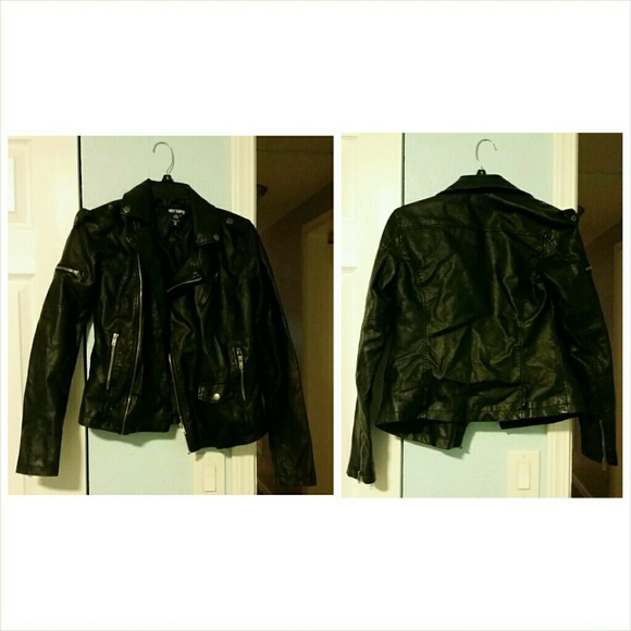 Leather jacket - Picture 1 of 1