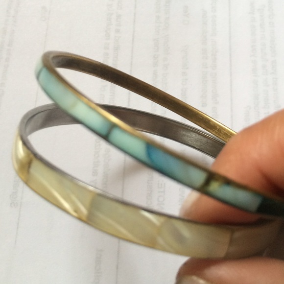 2 mother of pearl/abalone brass and silver bangle - Picture 2 of 4