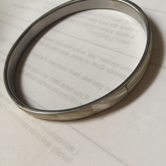 2 mother of pearl/abalone brass and silver bangle - Picture 4 of 4