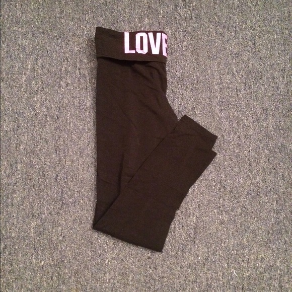 PINK black leggings!