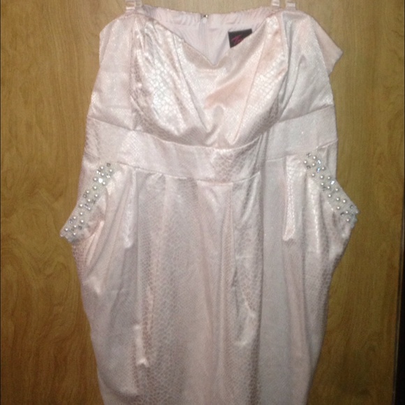 Cute Torrid party dress