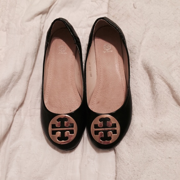 Inspired Tory Burch flats