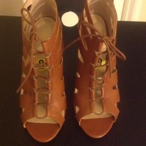 BCBGenration lace up heels