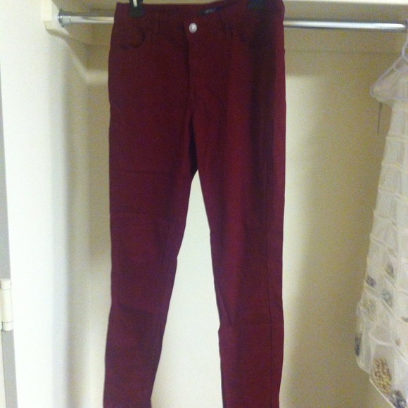 Forever 21 dark red pants - Picture 2 of 3