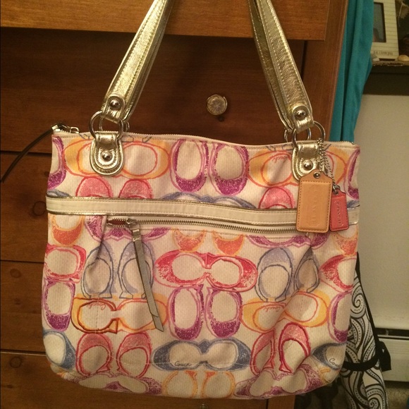 Coach brand shoulder purse and matching wristlet!