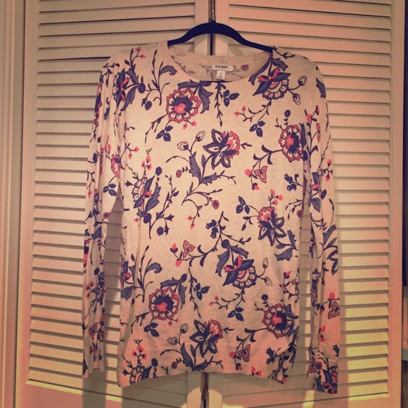 Old Navy floral/paisley print sweater