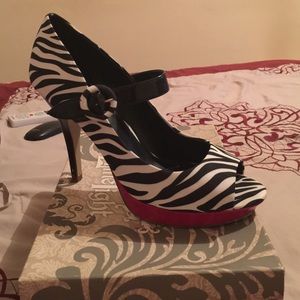 Zebra heels