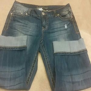 New Maurices' capris