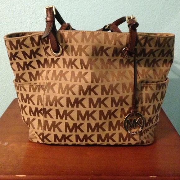 Michael Kors jet signature logo tote