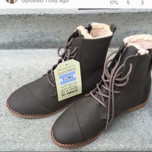 Toms boots