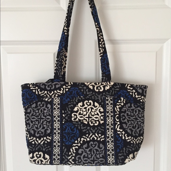 Vera Bradley Mandy in Canterbury Cobalt
