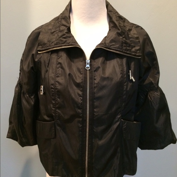 Black windbreaker jacket - Picture 4 of 4