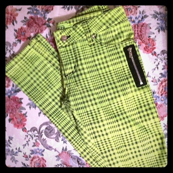 Tripp Lime Green Skinny Pants, Plaid, Hot Topic - Picture 1 of 4