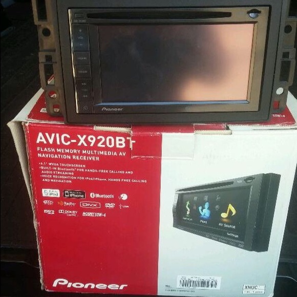 Car audio - Picture 3 of 4