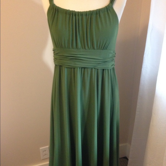💲PRICE DROP!💲Green Jones New York Dress