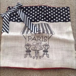 16"x16" paris cafe pillow cover