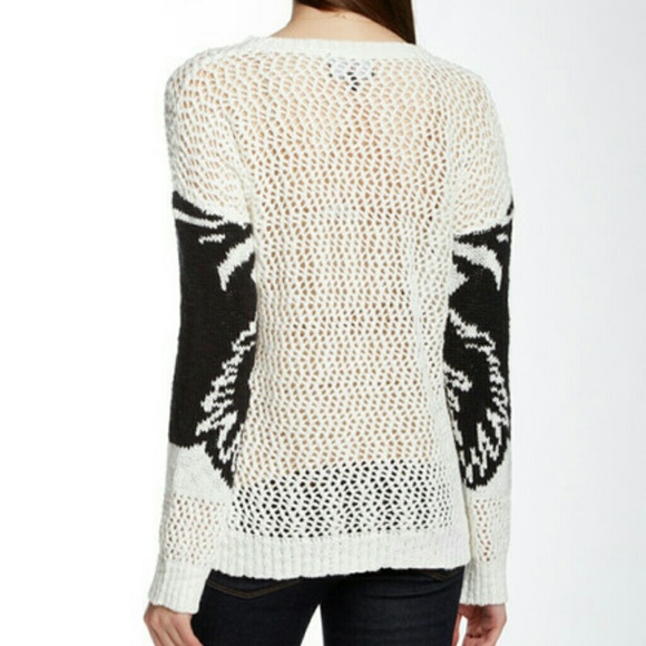 NWT Romeo & Juliet Ivory Sweater - Picture 2 of 3