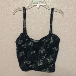 hollister Hawaiian flower crop tank