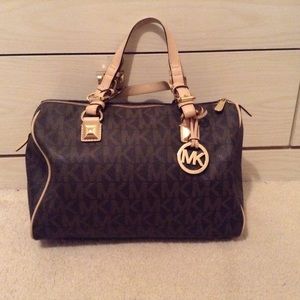 Authentic MK bag.. Final price drop🎉