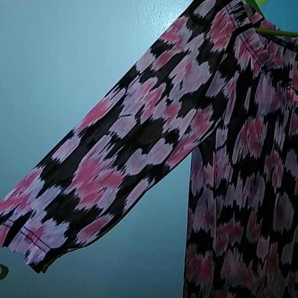 .Blouse. - Picture 2 of 4
