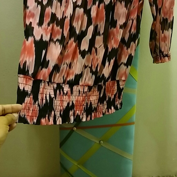.Blouse. - Picture 3 of 4