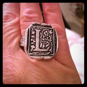 Sterling Silver size 8 L Ring