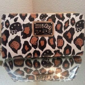 HELLO KITTY LEOPARD PRINT WALLET