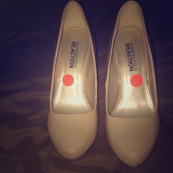Nude heels