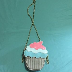 🚨reduced🚨 Aldo Cupcake cocktail purse