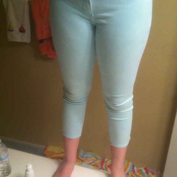 Pastel Blue AEO Cropped Skinny Jeans - Picture 4 of 4