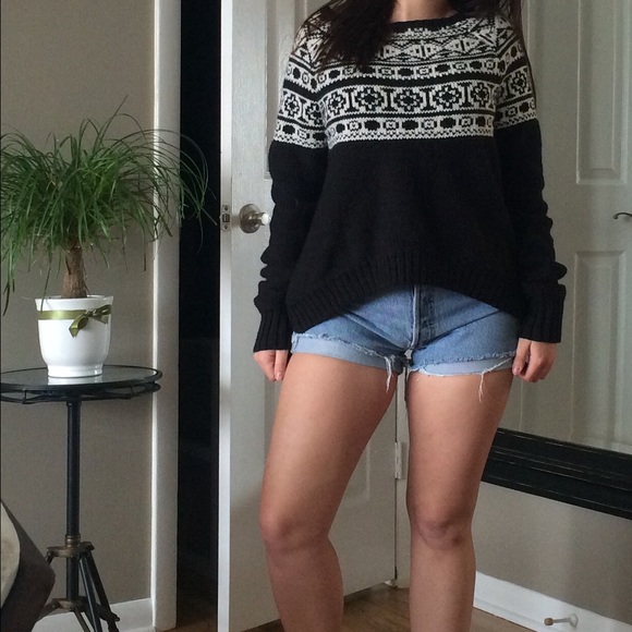 American Eagle Outfitters Sweaters - Oversized tribal sweater 🍉FINAL PRICE🍉